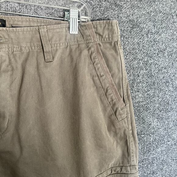 Quiksilver Shorts Mens 38 Beige Cargo Heavy Y2K Surf Skater Pockets Outdoors - Picture 8 of 12